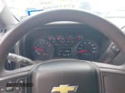 ✅ 2023 Chevrolet Silverado 1500 Custom • VIN: 3GCPABEK6PG212991 • Lot: 42938666. Wystawiony na IAAI z przebiegiem 68 960 mil. Bezpłatny archiwum sprzedaży aukcyjnych z USA i szczegółowy raport historii pojazdu na DreamBid. Zdjęcie 7.