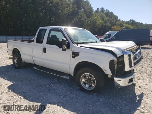 ✅ 2010 Ford F-250 • VIN: 1FTSX2AR6AEB04459 • Lot: 81517675. Listed on Copart with 375,988 mi. Free auction sales archive from the USA and detailed vehicle history report at DreamBid. Image 4.