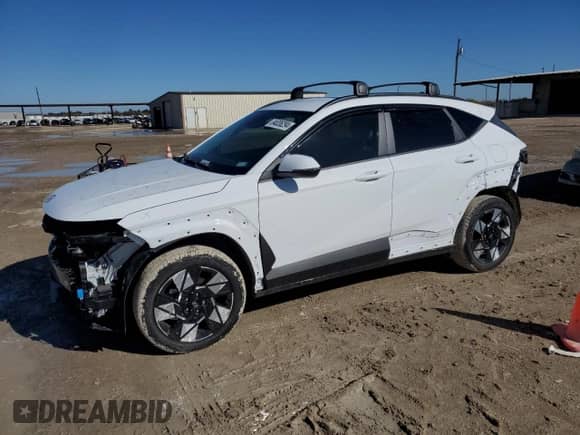2024 Hyundai Kona SEL with VIN KM8HC3AB7RU104935, listed as a Copart auction lot 84036294 with 6,786 mi miles and Salvage title. Bid and sale history available at DreamBid. Image 1.