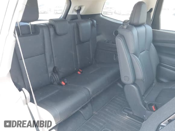 ✅ 2024 Subaru Ascent Limited • VIN: 4S4WMAUD8R3402275 • Lot: 42032021. Listed on IAAI with 25,212 mi. Free auction sales archive from the USA and detailed vehicle history report at DreamBid. Image 8.