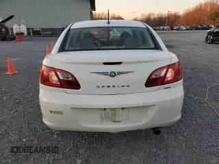 ✅ 2007 Chrysler Sebring Limited • VIN: 1C3LC66K07N548775 • Лот: 92741435. Опубликован ранее на Copart с пробегом 152 138 миль. Бесплатный доступ к архиву аукционных продаж из США и подробный отчёт об истории автомобиля на DreamBid. Изображение 6.