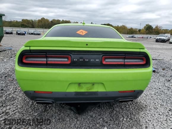 ✅ 2015 Dodge Challenger R/T Plus • VIN: 2C3CDZBT9FH758859 • Lot: 89991995. Wystawiony na Copart z przebiegiem Nie podano. Bezpłatny archiwum sprzedaży aukcyjnych z USA i szczegółowy raport historii pojazdu na DreamBid. Zdjęcie 6.