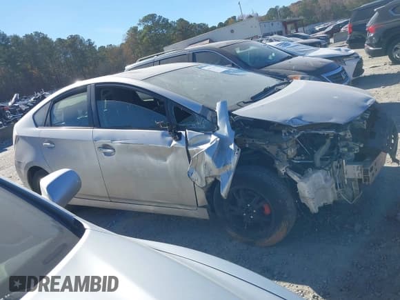 ✅ 2012 Toyota Prius Two • VIN: JTDKN3DU8C1599334 • Lot: 43672298. Wystawiony na IAAI z przebiegiem 232 675 mil. Bezpłatny archiwum sprzedaży aukcyjnych z USA i szczegółowy raport historii pojazdu na DreamBid. Zdjęcie 13.