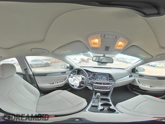 ✅ 2018 Hyundai Sonata Limited • VIN: 5NPE34AF5JH613968 • Lot: 39025663. Listed on Copart with 35,244 mi. Free auction sales archive from the USA and detailed vehicle history report at DreamBid. Image 13.