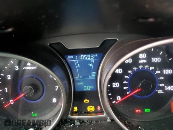 ✅ 2013 Hyundai Veloster w/Black Int • VIN: KMHTC6AD7DU132594 • Lot: 84790475. Wystawiony na Copart z przebiegiem 110 593 mil. Bezpłatny archiwum sprzedaży aukcyjnych z USA i szczegółowy raport historii pojazdu na DreamBid. Zdjęcie 9.