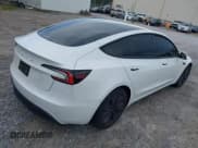 ✅ 2024 Tesla Model 3 • VIN: 5YJ3E1EA5RF717613 • Lot: 42444791. Wystawiony na IAAI z przebiegiem Nie podano. Bezpłatny archiwum sprzedaży aukcyjnych z USA i szczegółowy raport historii pojazdu na DreamBid. Zdjęcie 4.