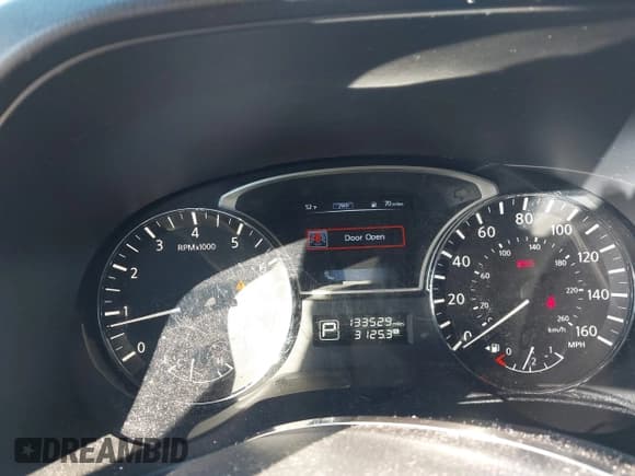 ✅ 2015 Nissan Pathfinder Platinum • VIN: 5N1AR2MM6FC659335 • Lot: 43595159. Listed on IAAI with 133,529 mi. Free auction sales archive from the USA and detailed vehicle history report at DreamBid. Image 7.