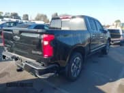 ✅ 2023 Chevrolet Silverado 1500 High Country • VIN: 3GCUDJELXPG155840 • Лот: 43432179. Опубликован ранее на IAAI с пробегом 26 838 миль. Бесплатный доступ к архиву аукционных продаж из США и подробный отчёт об истории автомобиля на DreamBid. Изображение 4.