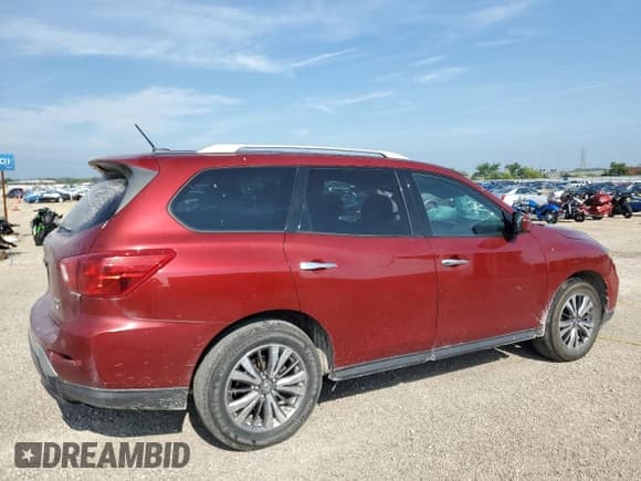 ✅ 2018 Nissan Pathfinder SV • VIN: 5N1DR2MM1JC633215 • Лот: 66888065. Опубликован ранее на Copart с пробегом 138 661 миль. Бесплатный доступ к архиву аукционных продаж из США и подробный отчёт об истории автомобиля на DreamBid. Изображение 3.