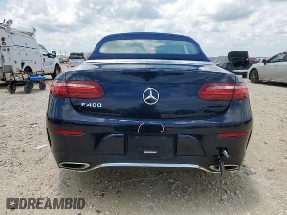 ✅ 2018 Mercedes-Benz E 400 • VIN: WDD1K6FB6JF050657 • Лот: 64455305. Опубликован ранее на Copart с пробегом 20 220 миль. Бесплатный доступ к архиву аукционных продаж из США и подробный отчёт об истории автомобиля на DreamBid. Изображение 6.