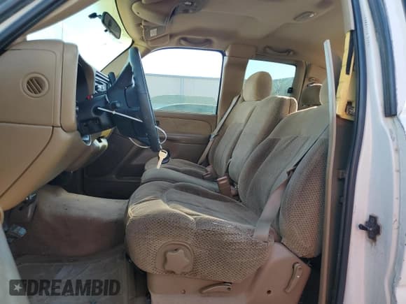 ✅ 1999 Chevrolet Silverado 1500 LS • VIN: 2GCEC19T2X1192052 • Лот: 81774035. Опубликован ранее на Copart с пробегом 222 997 миль. Бесплатный доступ к архиву аукционных продаж из США и подробный отчёт об истории автомобиля на DreamBid. Изображение 7.