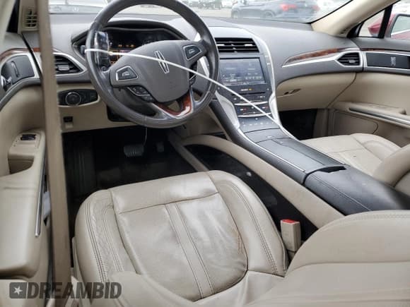 ✅ 2016 Lincoln MKZ • VIN: 3LN6L2J95GR604899 • Лот: 56024345. Опубликован ранее на Copart с пробегом 157 255 миль. Бесплатный доступ к архиву аукционных продаж из США и подробный отчёт об истории автомобиля на DreamBid. Изображение 8.