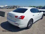 ✅ 2018 Maserati Ghibli • VIN: ZAM57XSA5J1271790 • Lot: 42085940. Wystawiony na IAAI z przebiegiem 91 322 mil. Bezpłatny archiwum sprzedaży aukcyjnych z USA i szczegółowy raport historii pojazdu na DreamBid. Zdjęcie 4.