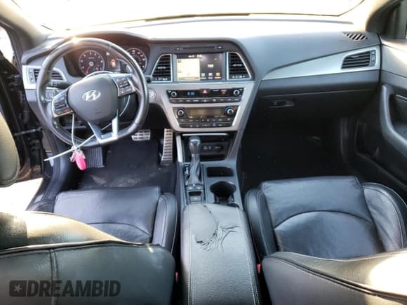 ✅ 2015 Hyundai Sonata Sport • VIN: 5NPE34AB4FH113949 • Lot: 38569983. Listed on Copart with 96,214 mi. Free auction sales archive from the USA and detailed vehicle history report at DreamBid. Image 8.