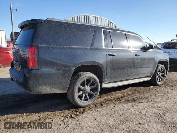 ✅ 2015 Chevrolet Suburban LS • VIN: 1GNSCHKC9FR113138 • Lot: 47116765. Listed on Copart with 196,796 mi. Free auction sales archive from the USA and detailed vehicle history report at DreamBid. Image 3.