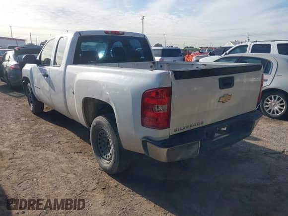 2010 Chevrolet Silverado 1500 Work Truck z VIN 1GCSCPEX1AZ237933, wystawiony jako IAAI lot #41326323 z przebiegiem 122 442 mil mil oraz . Historia ofert i sprzedaży dostępna na DreamBid. Obrazek 3.