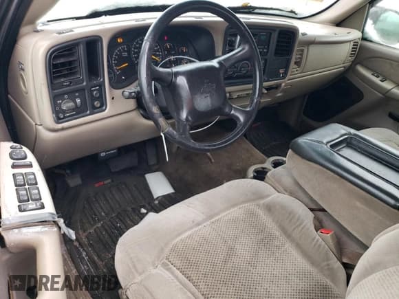 ✅ 2001 Chevrolet Silverado 1500 • VIN: 1GCEC19T41Z164185 • Лот: 87285284. Опубликован ранее на Copart с пробегом 125 823 миль. Бесплатный доступ к архиву аукционных продаж из США и подробный отчёт об истории автомобиля на DreamBid. Изображение 8.