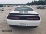 ✅ 2017 Dodge Challenger SXT • VIN: 2C3CDZAGXHH601347 • Lot: 53632354. Wystawiony na Copart z przebiegiem 43 199 mil. Bezpłatny archiwum sprzedaży aukcyjnych z USA i szczegółowy raport historii pojazdu na DreamBid. Zdjęcie 6.