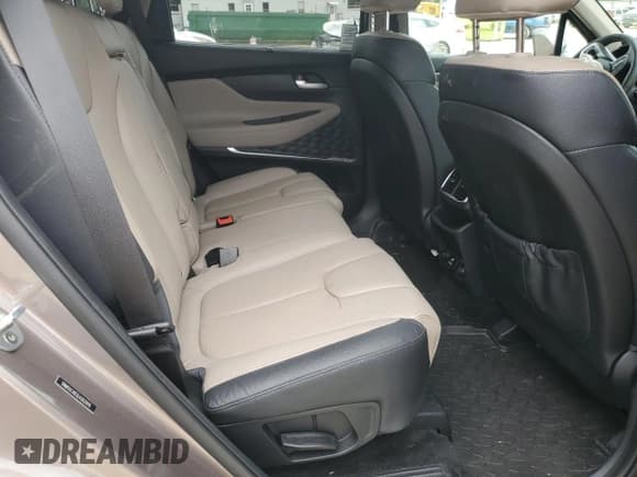 ✅ 2020 Hyundai Santa Fe Limited • VIN: 5NMS5CAD3LH262919 • Lot: 71273174. Wystawiony na Copart z przebiegiem 31 256 mil. Bezpłatny archiwum sprzedaży aukcyjnych z USA i szczegółowy raport historii pojazdu na DreamBid. Zdjęcie 11.