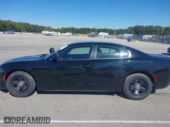 ✅ 2016 Dodge Charger Police • VIN: 2C3CDXAT5GH228833 • Лот: 43411994. Опубликован ранее на IAAI с пробегом 125 098 миль. Бесплатный доступ к архиву аукционных продаж из США и подробный отчёт об истории автомобиля на DreamBid. Изображение 15.