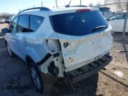 ✅ 2017 Ford Escape SE • VIN: 1FMCU9G93HUE86250 • Лот: 41196732. Опубликован ранее на IAAI с пробегом 113 335 миль. Бесплатный доступ к архиву аукционных продаж из США и подробный отчёт об истории автомобиля на DreamBid. Изображение 3.