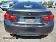 ✅ 2015 BMW 4 Series 435i xDrive • VIN: WBA4B3C59FGV48015 • Lot: 64051925. Wystawiony na Copart z przebiegiem 216 104 mil. Bezpłatny archiwum sprzedaży aukcyjnych z USA i szczegółowy raport historii pojazdu na DreamBid. Zdjęcie 6.