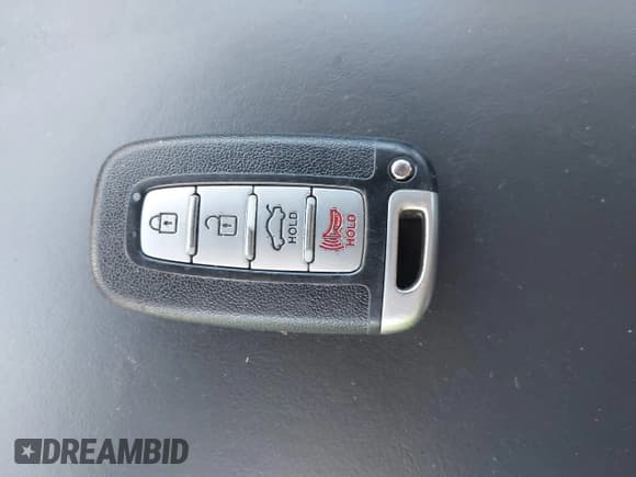 ✅ 2013 Hyundai Azera • VIN: KMHFG4JG2DA214332 • Lot: 43085492. Wystawiony na IAAI z przebiegiem 97 689 mil. Bezpłatny archiwum sprzedaży aukcyjnych z USA i szczegółowy raport historii pojazdu na DreamBid. Zdjęcie 11.