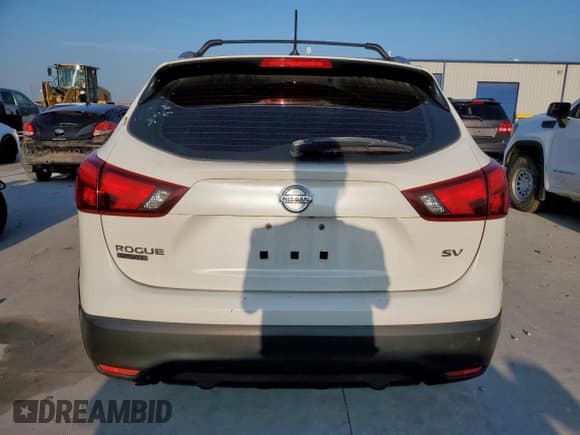 ✅ 2018 Nissan Rogue SV • VIN: JN1BJ1CP1JW189313 • Lot: 70818485. Listed on Copart with 122,850 mi. Free auction sales archive from the USA and detailed vehicle history report at DreamBid. Image 6.