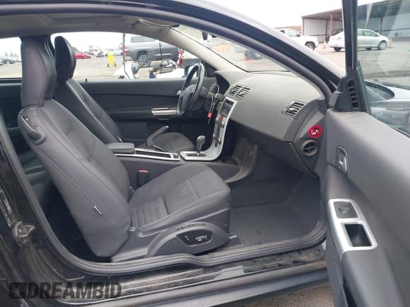 ✅ 2012 Volvo C30 • VIN: YV1672MK4C2267979 • Lot: 42793815. Wystawiony na IAAI z przebiegiem 102 291 mil. Bezpłatny archiwum sprzedaży aukcyjnych z USA i szczegółowy raport historii pojazdu na DreamBid. Zdjęcie 5.