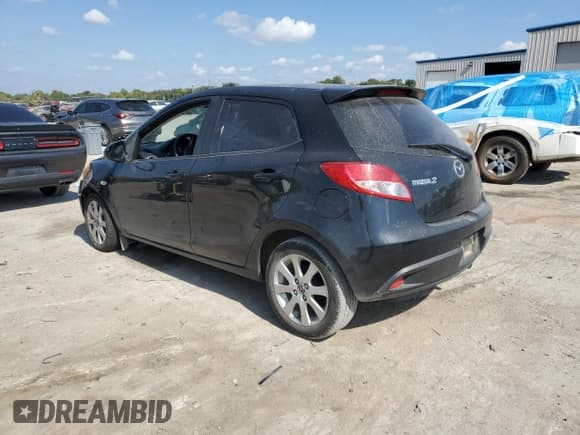 ✅ 2014 Mazda 2 Touring • VIN: JM1DE1LZ2E0174579 • Lot: 82307775. Listed on Copart with 114,142 mi. Free auction sales archive from the USA and detailed vehicle history report at DreamBid. Image 2.