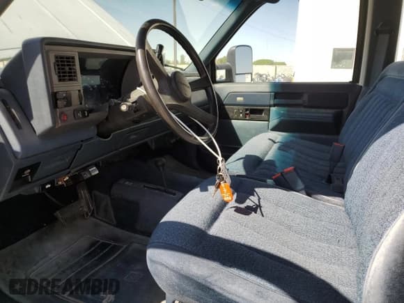 ✅ 1989 Chevrolet Silverado 2500 • VIN: 2GCFK29K0K1157216 • Лот: 65576505. Опубликован ранее на Copart с пробегом 1 101 166 миль. Бесплатный доступ к архиву аукционных продаж из США и подробный отчёт об истории автомобиля на DreamBid. Изображение 7.