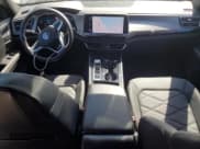 ✅ 2025 Volkswagen Atlas SE • VIN: 1V2WE2CA9SC203108 • Lot: 58047635. Wystawiony na Copart z przebiegiem 12 302 mil. Bezpłatny archiwum sprzedaży aukcyjnych z USA i szczegółowy raport historii pojazdu na DreamBid. Zdjęcie 8.