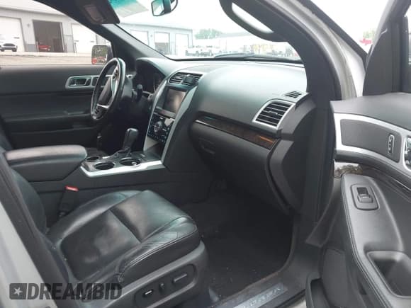 ✅ 2013 Ford Explorer Limited • VIN: 1FM5K7F81DGA36861 • Lot: 42306927. Wystawiony na IAAI z przebiegiem 172 603 mil. Bezpłatny archiwum sprzedaży aukcyjnych z USA i szczegółowy raport historii pojazdu na DreamBid. Zdjęcie 5.