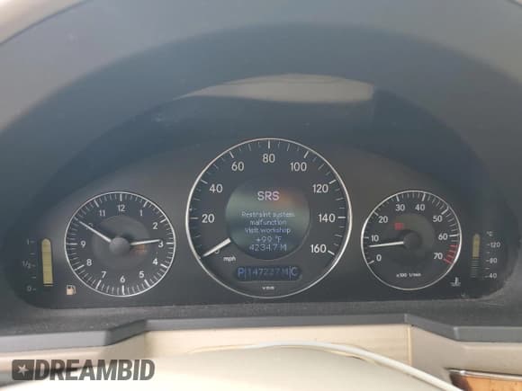 ✅ 2006 Mercedes-Benz E 350 • VIN: WDBUF56J06A961843 • Lot: 84237905. Listed on Copart with 147,227 mi. Free auction sales archive from the USA and detailed vehicle history report at DreamBid. Image 9.