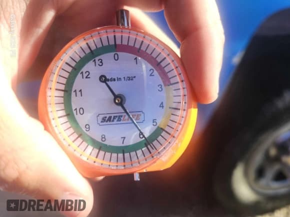 ✅ 2018 Chevrolet Silverado 1500 Work Truck • VIN: 1GCVKNEHXJZ339048 • Lot: 43721980. Wystawiony na IAAI z przebiegiem 112 037 mil. Bezpłatny archiwum sprzedaży aukcyjnych z USA i szczegółowy raport historii pojazdu na DreamBid. Zdjęcie 19.