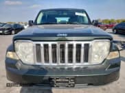 ✅ 2012 Jeep Liberty Sport • VIN: 1C4PJMAKXCW105231 • Lot: 93220045. Wystawiony na Copart z przebiegiem 72 764 mil. Bezpłatny archiwum sprzedaży aukcyjnych z USA i szczegółowy raport historii pojazdu na DreamBid. Zdjęcie 5.