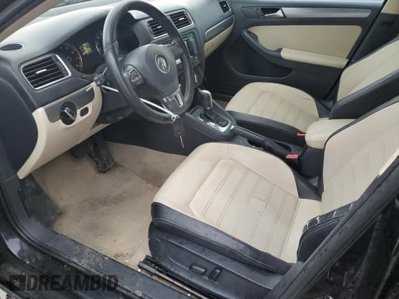 ✅ 2013 Volkswagen Jetta SEL • VIN: 3VWLX7AJ1DM442228 • Lot: 50792815. Listed on Copart with 123,926 mi. Free auction sales archive from the USA and detailed vehicle history report at DreamBid. Image 7.