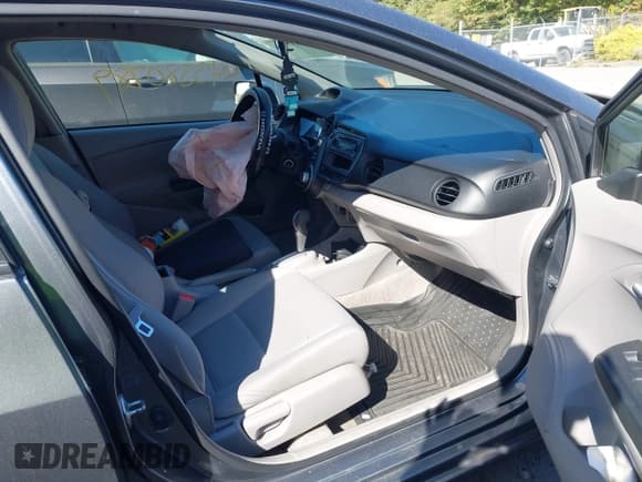 ✅ 2012 Honda Insight • VIN: JHMZE2H37CS006159 • Lot: 43380789. Listed on IAAI with 182,815 mi. Free auction sales archive from the USA and detailed vehicle history report at DreamBid. Image 5.