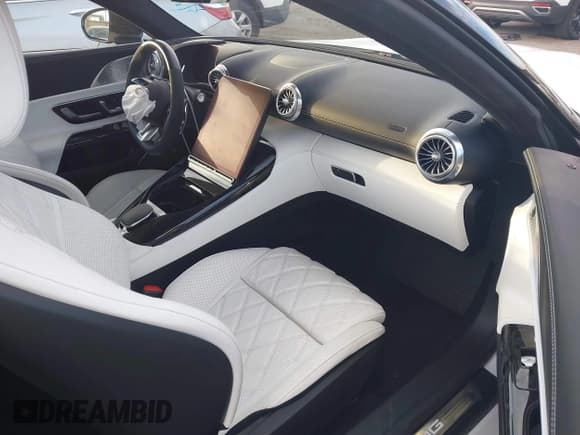 ✅ 2023 Mercedes-Benz SL 63 AMG • VIN: W1KVK8BB8PF015310 • Lot: 41165754. Listed on IAAI with 7,781 mi. Free auction sales archive from the USA and detailed vehicle history report at DreamBid. Image 5.