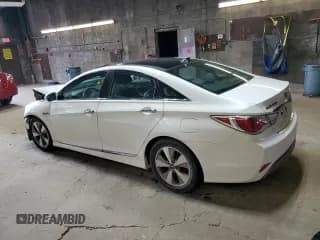 ✅ 2011 Hyundai Sonata Hybrid • VIN: KMHEC4A47BA016629 • Lot: 75920434. Listed on Copart with Not provided. Free auction sales archive from the USA and detailed vehicle history report at DreamBid. Image 2.
