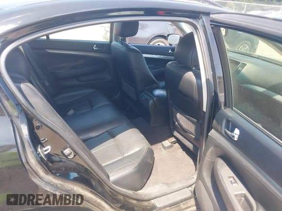 ✅ 2012 Infiniti G37 Journey • VIN: JN1CV6AP3CM930147 • Lot: 43157239. Wystawiony na IAAI z przebiegiem 258 592 mil. Bezpłatny archiwum sprzedaży aukcyjnych z USA i szczegółowy raport historii pojazdu na DreamBid. Zdjęcie 8.