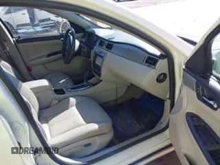 2008 Chevrolet Impala SS z VIN 2G1WD58C289106213, wystawiony jako IAAI lot #43456217 z przebiegiem 147 671 mil mil oraz . Historia ofert i sprzedaży dostępna na DreamBid. Obrazek 5.