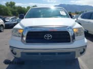 ✅ 2008 Toyota Tundra • VIN: 5TFBV541X8X051793 • Лот: 42795516. Опубликован ранее на IAAI с пробегом 141 024 миль. Бесплатный доступ к архиву аукционных продаж из США и подробный отчёт об истории автомобиля на DreamBid. Изображение 13.