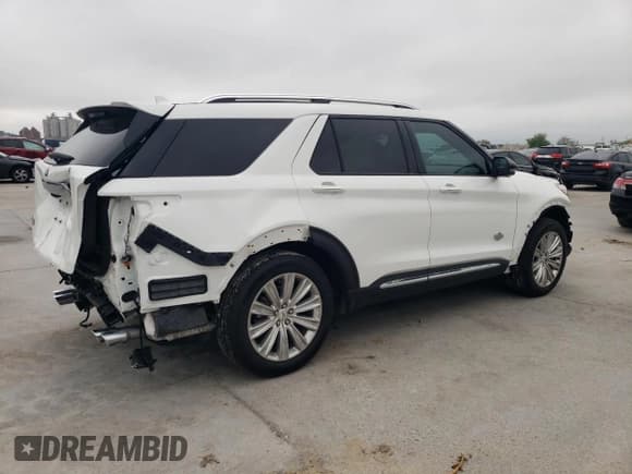 ✅ 2023 Ford Explorer King Ranch • VIN: 1FM5K7LC1PGB48735 • Lot: 50936445. Listed on Copart with 8,265 mi. Free auction sales archive from the USA and detailed vehicle history report at DreamBid. Image 3.