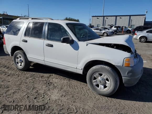 ✅ 2003 Ford Explorer XLS • VIN: 1FMZU62K93ZA77443 • Lot: 86638204. Listed on Copart with 217,151 mi. Free auction sales archive from the USA and detailed vehicle history report at DreamBid. Image 4.