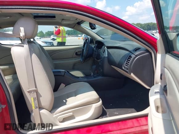 ✅ 2006 Chevrolet Monte Carlo LTZ • VIN: 2G1WN151969213930 • Лот: 42719098. Опубликован ранее на IAAI с пробегом 192 392 миль. Бесплатный доступ к архиву аукционных продаж из США и подробный отчёт об истории автомобиля на DreamBid. Изображение 5.