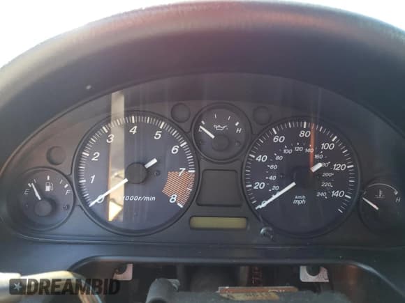 ✅ 1999 Mazda MX-5 Miata • VIN: JM1NB3539X0136948 • Lot: 69685114. Wystawiony na Copart z przebiegiem Nie podano. Bezpłatny archiwum sprzedaży aukcyjnych z USA i szczegółowy raport historii pojazdu na DreamBid. Zdjęcie 9.