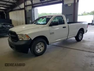 ✅ 2017 Ram 1500 Tradesman • VIN: 3C6JR7DG0HG778842 • Лот: 61593275. Опубликован ранее на Copart с пробегом 173 863 миль. Бесплатный доступ к архиву аукционных продаж из США и подробный отчёт об истории автомобиля на DreamBid. Изображение 1.