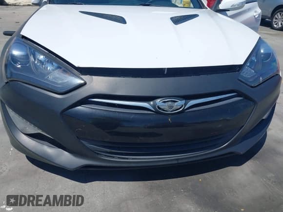 ✅ 2015 Hyundai Genesis Coupe 3.8L Base • VIN: KMHHU6KJ3FU123062 • Lot: 43017054. Listed on IAAI with 157,727 mi. Free auction sales archive from the USA and detailed vehicle history report at DreamBid. Image 6.