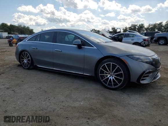 ✅ 2022 Mercedes-Benz EQS 450+ • VIN: W1KCG2DB3NA008553 • Lot: 71398435. Wystawiony na Copart z przebiegiem 48 812 mil. Bezpłatny archiwum sprzedaży aukcyjnych z USA i szczegółowy raport historii pojazdu na DreamBid. Zdjęcie 4.